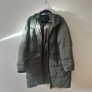 Everlane Puffer Jacket, Olive Green Surplus, Medium